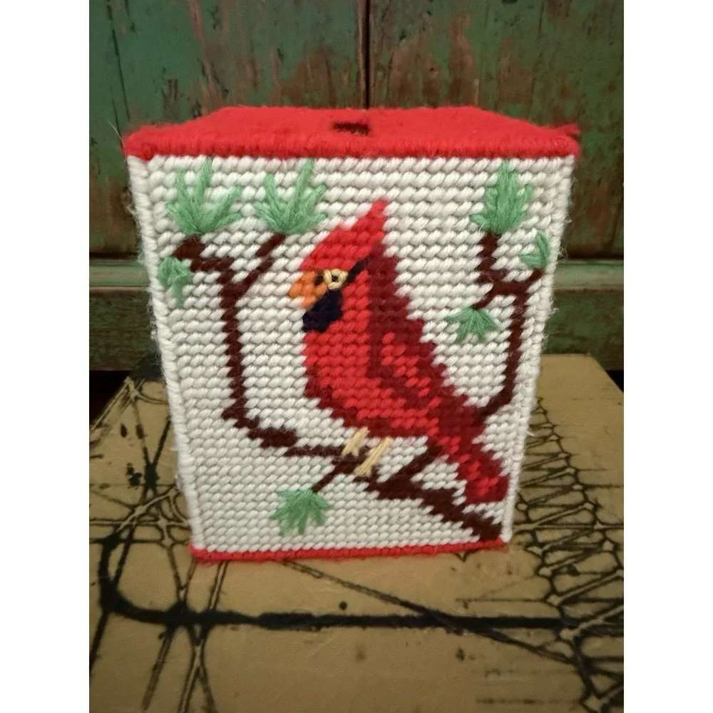 Vintage Tissue Kleenex Box Cover Needlepoint Acrylic Plastic Cardinals